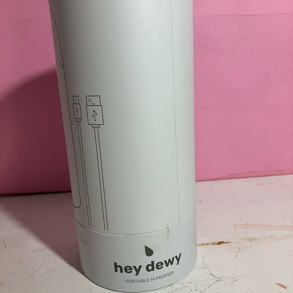 White Humidifier - Picture 2 of 5
